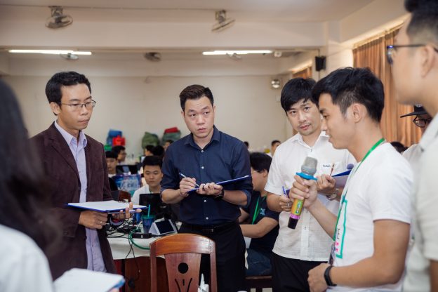 judges hackathon da nang